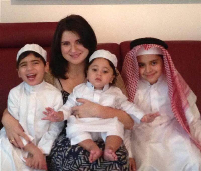 haneen-alaskary-with-kids